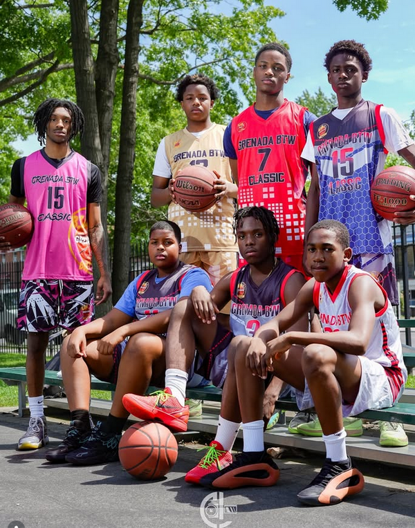 GRENADA BUILT TO WIN CLASSIC